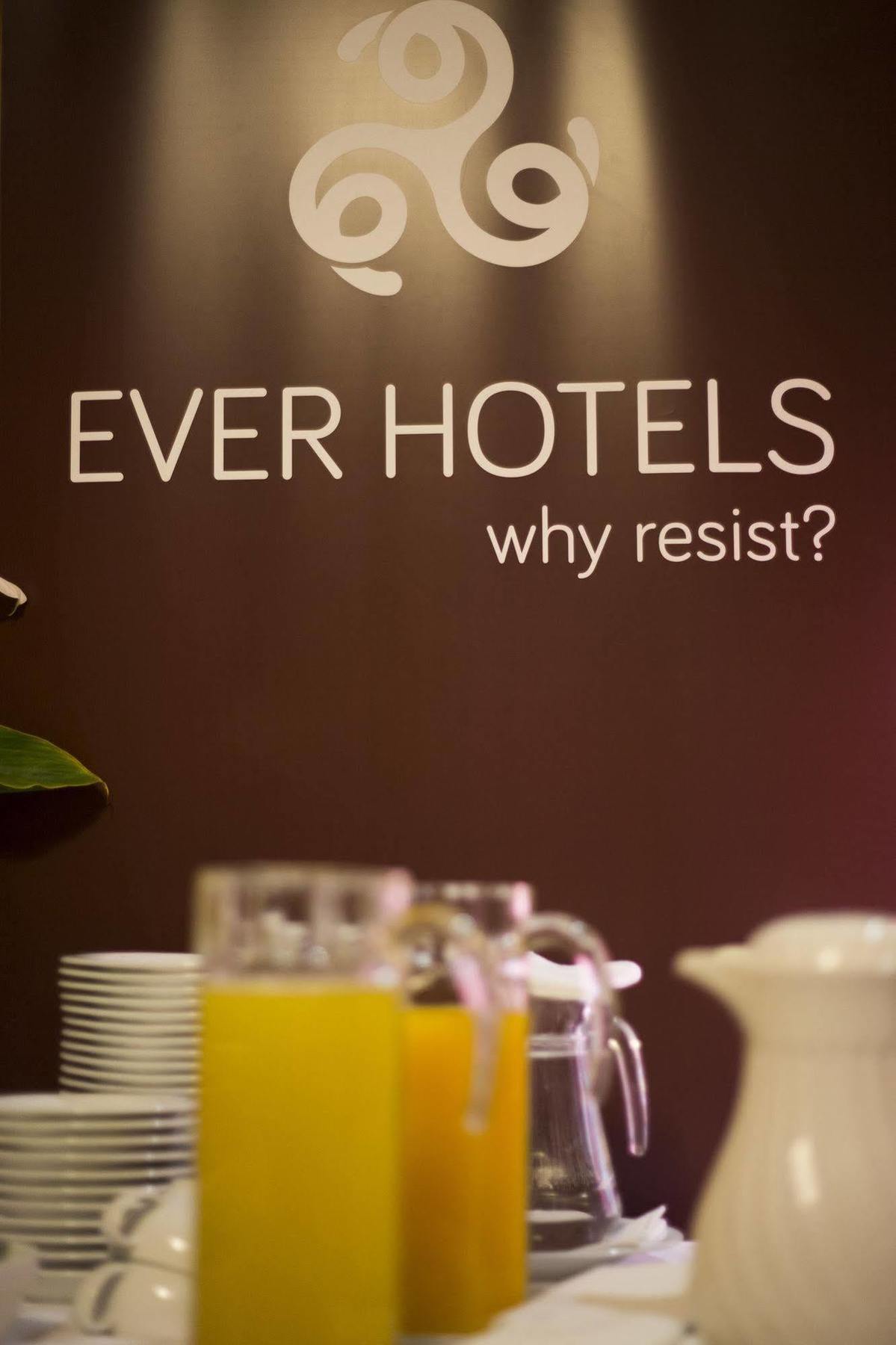 Ever Lisboa City Center Hotel Exterior photo
